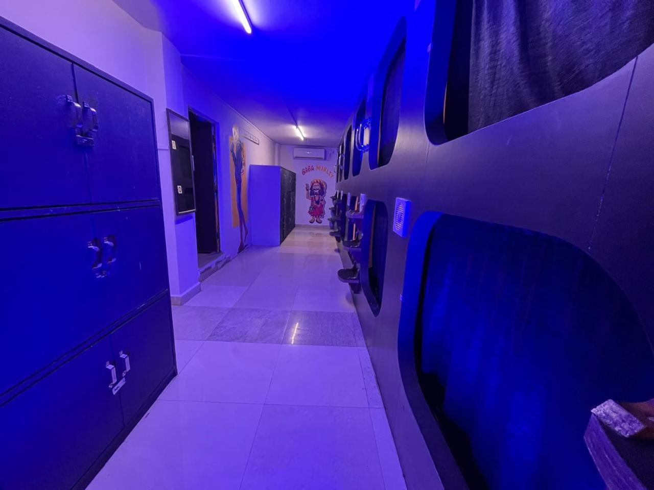 Madsquad Hostel Dorms & Rooms Varanasi Exterior photo