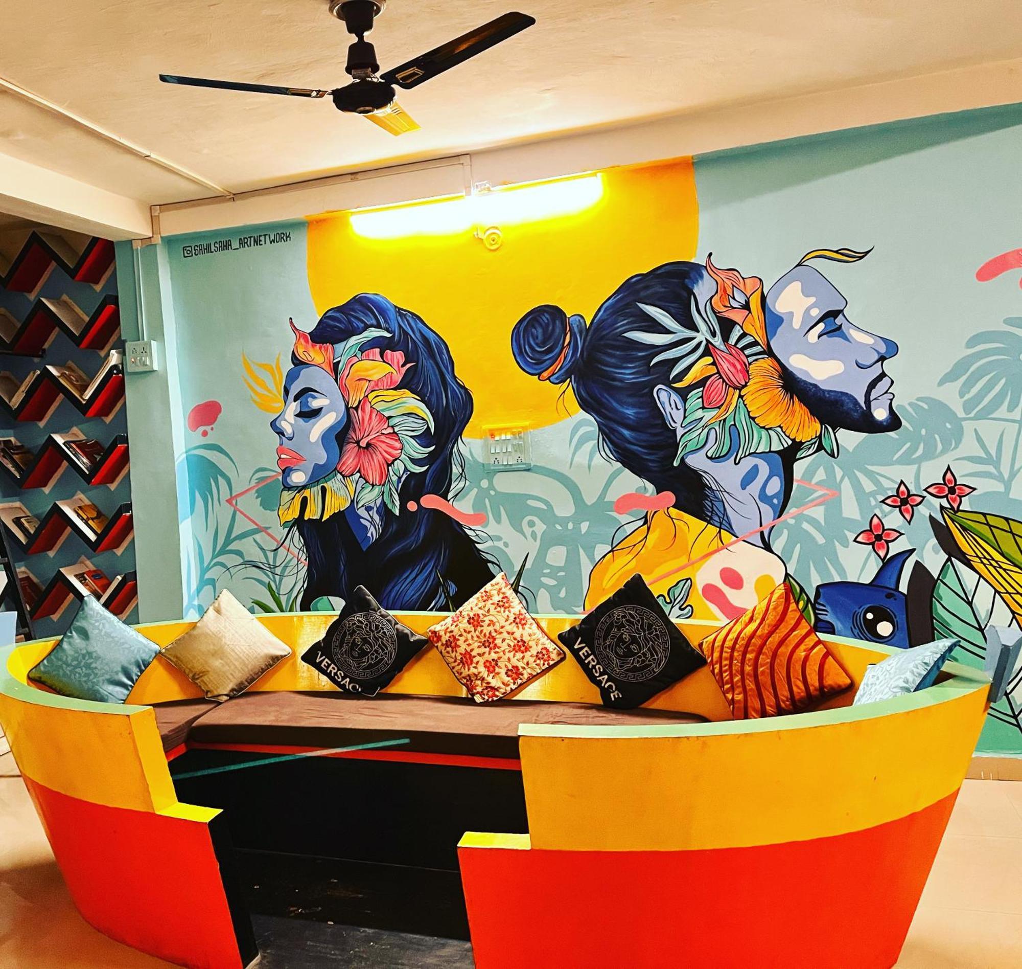 Madsquad Hostel Dorms & Rooms Varanasi Exterior photo